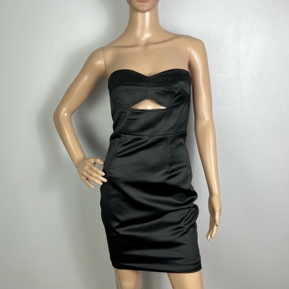 NEW BARDOT REVOLVE BLACK STRAPLESS MINI DRESS - Picture 2 of 10